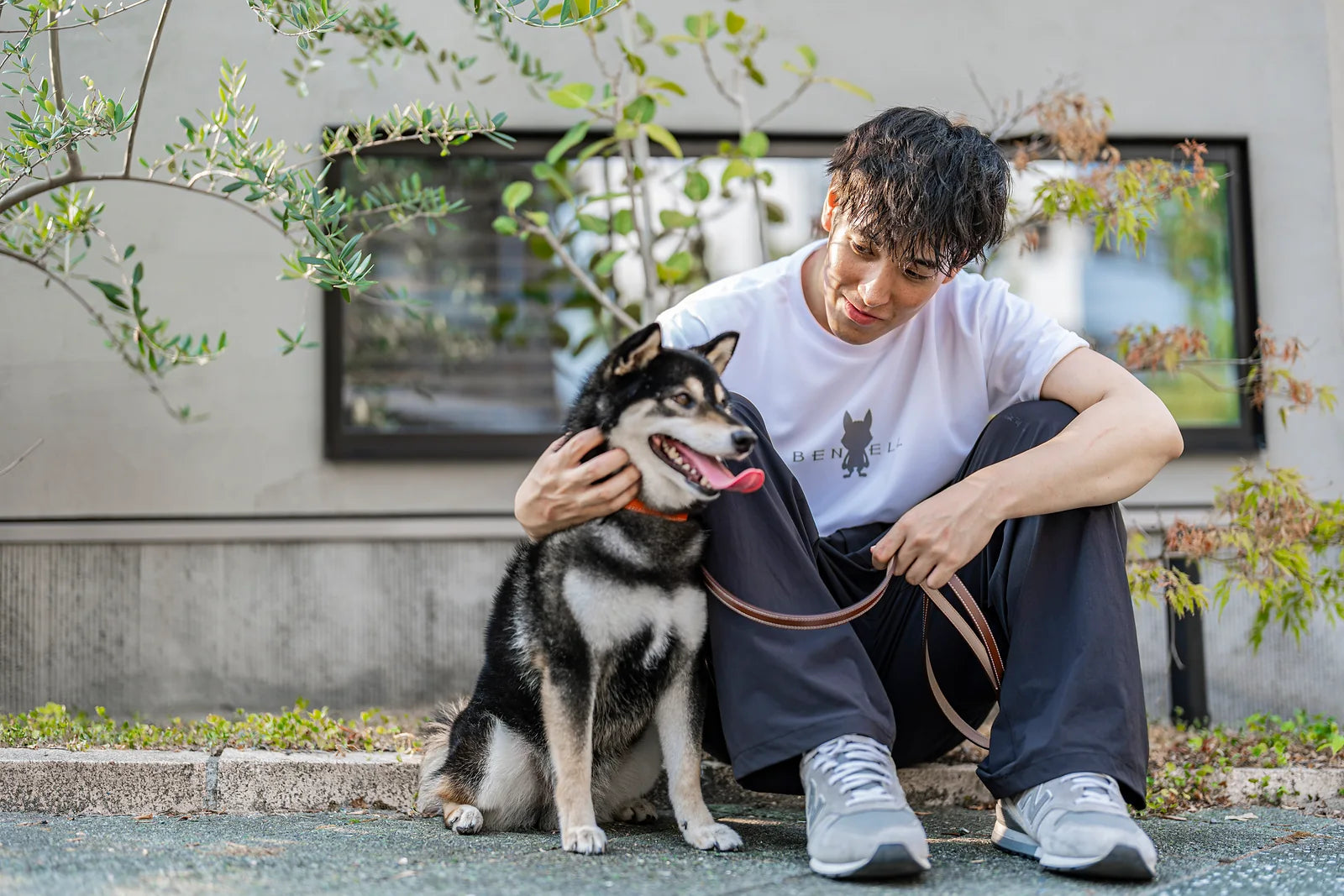 武内理貴選手と犬たちのBENELL LOOKBOOK